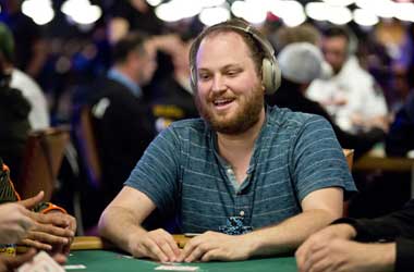 Scott Seiver Wins A Third WSOP Bracelet in $10k Razz Championship